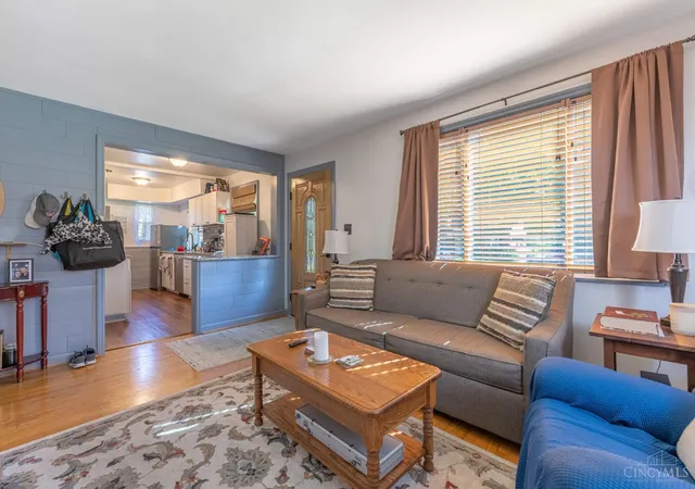 4th image of 2582 Bonnie Dr, Cincinnati, OH 45230 | MLS# 1890046