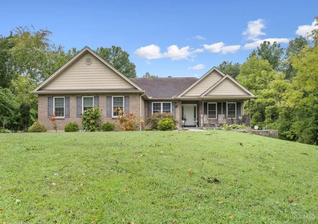 Photo 1 of Single family home for sale at 2729 Old State Route 32, Batavia, OH 45103 | MLS# 1890630 | Listing updated on 2026-10-06
