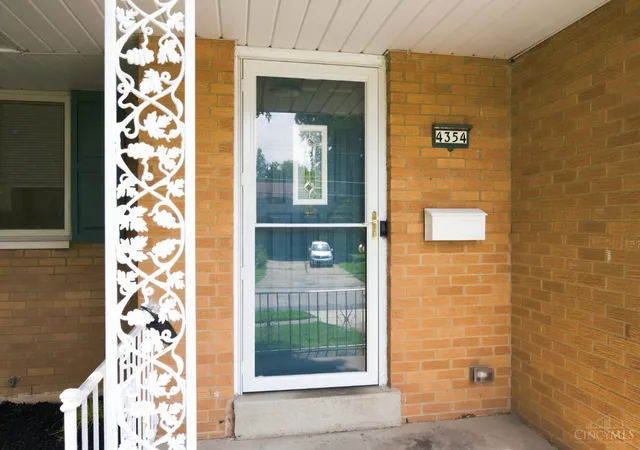 Photo 3 of Sale Pending at 4354 Cloverhill Ter, Delhi Twp, OH 45238 | MLS# 1890629 | Listing updated on 2026-09-14
