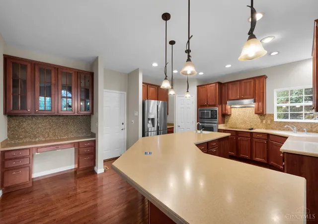Photo 3 of Sale Pending at 3346 Babson Ct, Middletown, OH 45005 | MLS# 1890532 | Listing updated on 2026-10-03