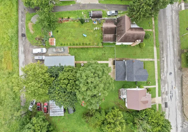 2nd image of 254 John St, Hillsboro, OH 45133 | MLS# 1890637