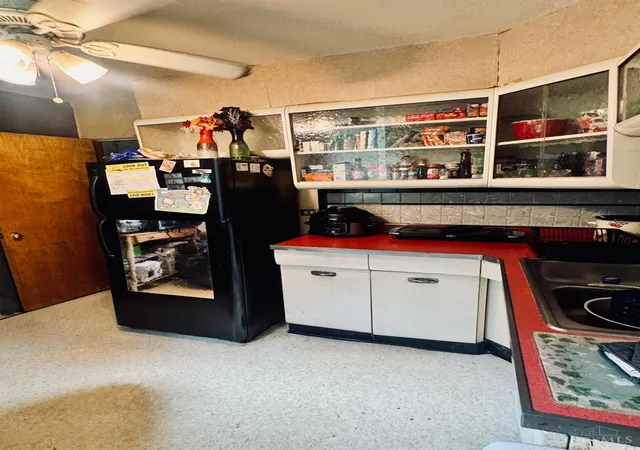 Photo 4 of Single family home for sale at 24 Falcon Ln, Greenhills, OH 45218 | MLS# 1890586 | Listing updated on 2026-10-06