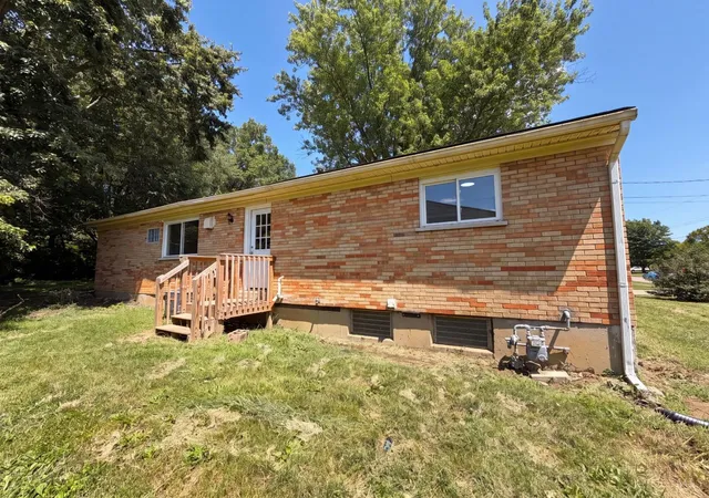 Photo 4 of Single family home for sale at 9707 Wescott Rd, Cincinnati, OH 45231 | MLS# 1890657 | Listing updated on 2026-10-30