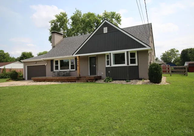Photo 2 of Sale Pending at 5475 Mississippi Dr, Fairfield, OH 45014 | MLS# 1890553 | Listing updated on 2026-08-19