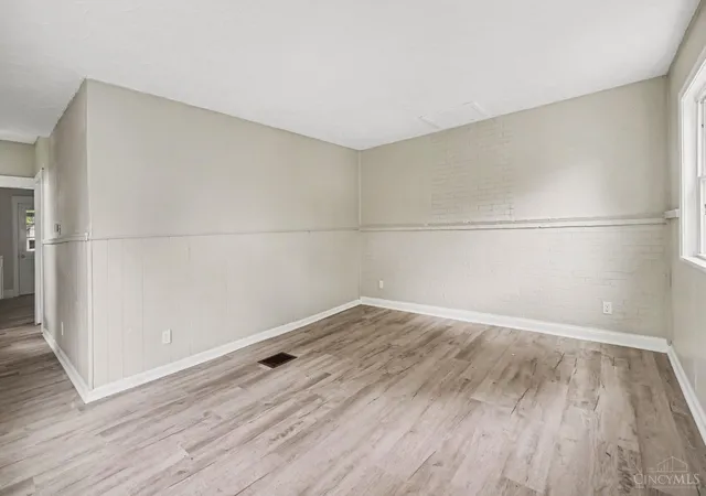 4th image of 639 S Mckinley Ave, Hamilton, OH 45013 | MLS# 1890681