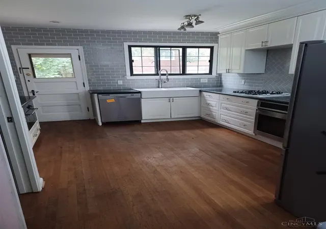 35th image of 2956 Linwood Ave, Cincinnati, OH 45208 | MLS# 1888925