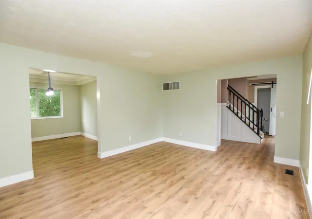 Photo 3 of Single family home for sale at 1171 Creekstone Dr, Union Twp, OH 45103 | MLS# 1890690 | Listing updated on 2026-10-01