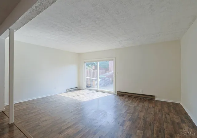 3rd image of 4524 Shawnray Dr #22, Middletown, OH 45044 | MLS# 1890679