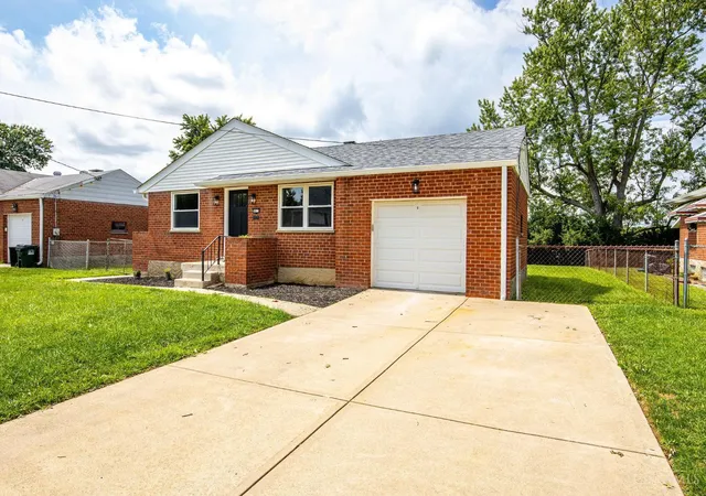 2nd image of 8613 Brent Dr, Springfield Twp., OH 45231 | MLS# 1890708