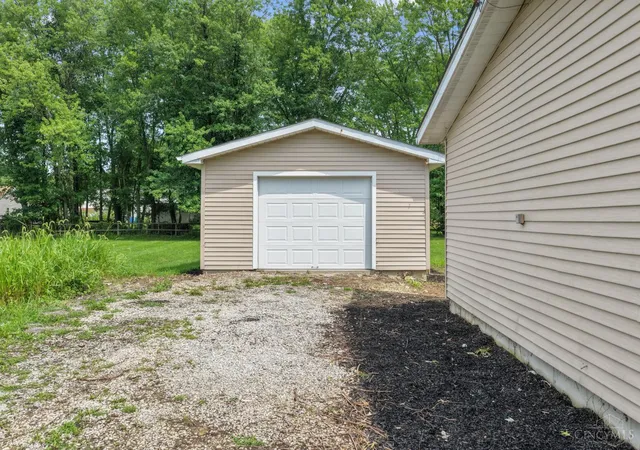 4th image of 3417 Cole Rd, Amelia, OH 45102 | MLS# 1890702