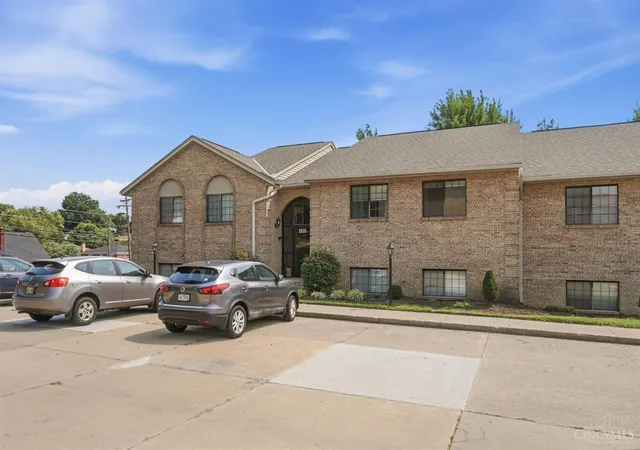 Listing Photo 4 - Condo for sale in building located at 3935 School Section Rd, Cincinnati, OH 45211 - Unit #4