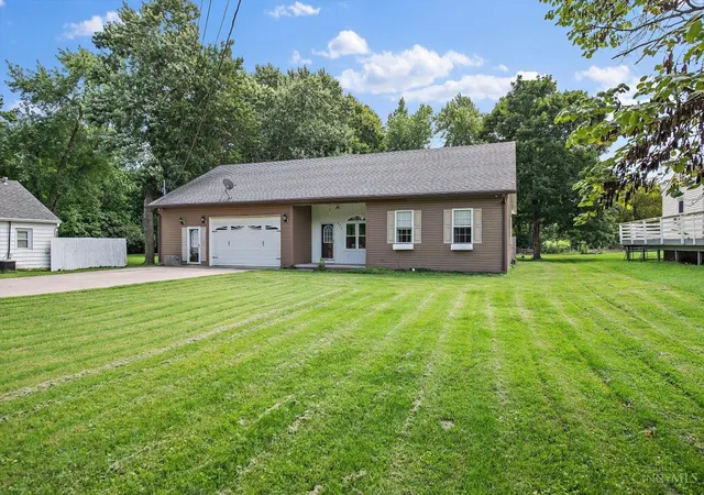 Photo 2 of Single family home for sale at 277 Symmes Rd, Fairfield, OH 45014 | MLS# 1890703 | Listing updated on 2026-08-17