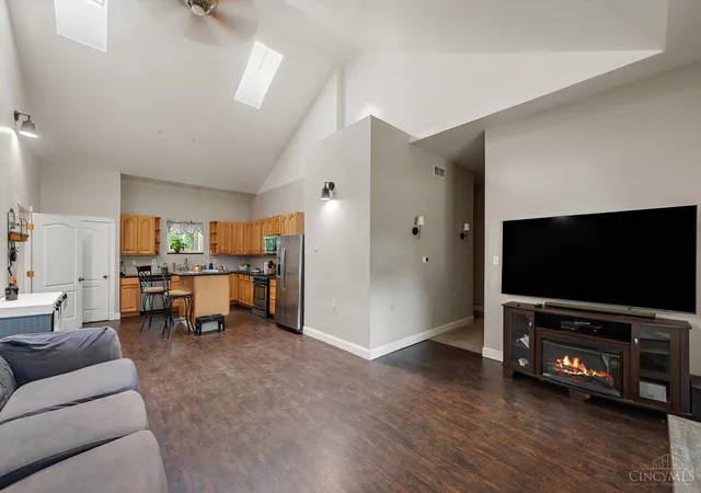 Photo 3 of Single family home for sale at 277 Symmes Rd, Fairfield, OH 45014 | MLS# 1890703 | Listing updated on 2026-10-01