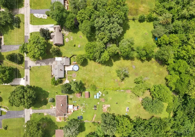 3rd image of 4077 Mclean Dr, Union Twp, OH 45255 | MLS# 1890763