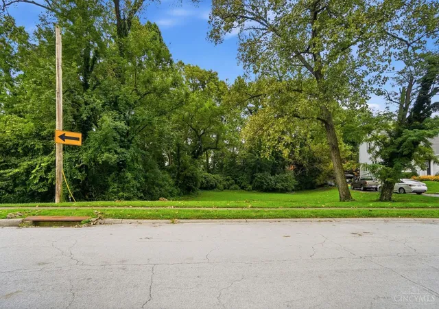 Photo 2 of Sale Pending at 5783 Pandora Ave, Cincinnati, OH 45213 | MLS# 1890734 | Listing updated on 2026-08-22