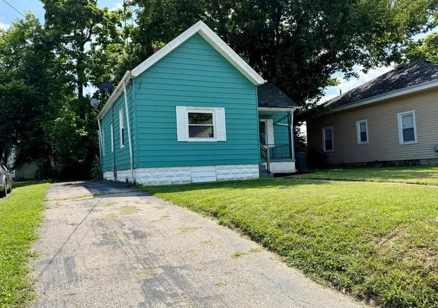 3rd image of 1179 Atwood, Cincinnati, OH 45224 | MLS# 1888178