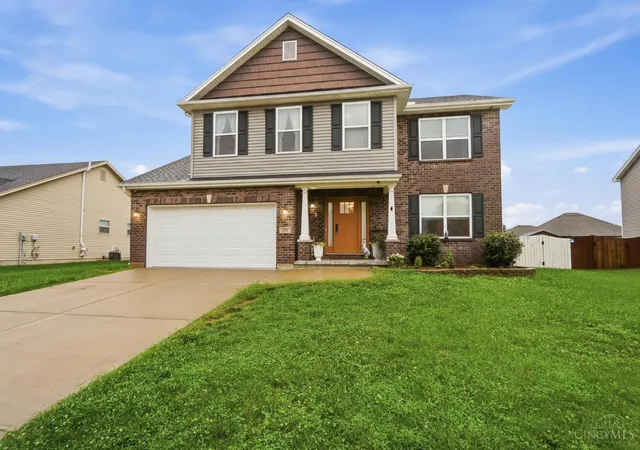 Photo 4 of Single family home for sale at 254 Auburn Meadows Ct, Carlisle, OH 45005 | MLS# 1890706 | Listing updated on 2026-09-14