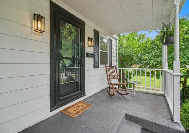 Photo 3 of Sale Pending at 4232 Kugler Ml Rd, Sycamore Twp, OH 45236 | MLS# 1890822 | Listing updated on 2026-09-24