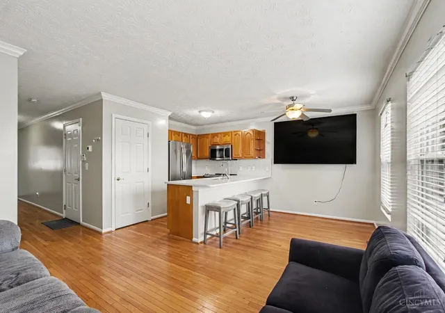 Photo 3 of Townhouse for sale at 2523 Ravine St, Cincinnati, OH 45219 | MLS# 1890843 | Listing updated on 2026-09-15