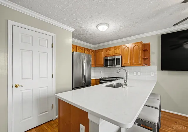 Photo 4 of Townhouse for sale at 2523 Ravine St, Cincinnati, OH 45219 | MLS# 1890843 | Listing updated on 2026-09-15