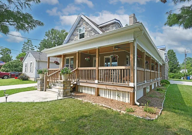 Photo 2 of Sale Pending at 4648 Belleview Ave, Blue Ash, OH 45242 | MLS# 1890861 | Listing updated on 2026-09-02