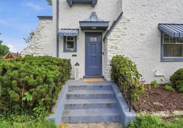 Photo 2 of Sale Pending at 1626 Rose Pl, Cincinnati, OH 45237 | MLS# 1890875 | Listing updated on 2026-09-03
