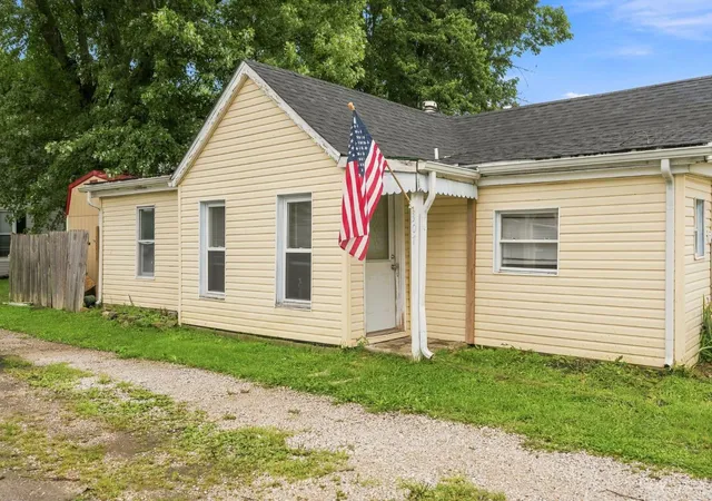 2nd image of 307 Catherine St, Milan, IN 47031 | MLS# 1890917
