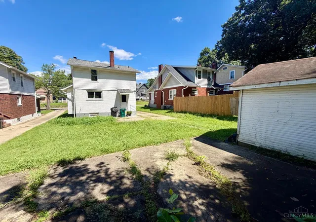 Photo 10 of Single family home for sale at 1217 Groesbeck Rd, Cincinnati, OH 45224 | MLS# 1890761 | Listing updated on 2026-09-15