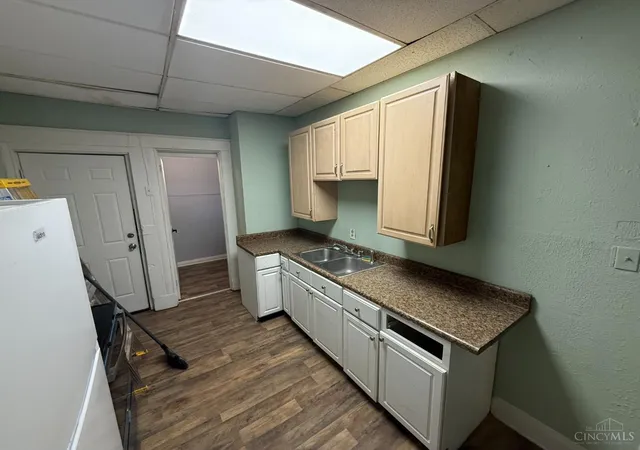 Photo 3 of Single family home for sale at 3238 Gilbert Ave, Cincinnati, OH 45207 | MLS# 1890824 | Listing updated on 2026-09-03