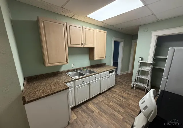 Photo 3 of Single family home for sale at 3238 Gilbert Ave, Cincinnati, OH 45207 | MLS# 1890824 | Listing updated on 2026-09-03