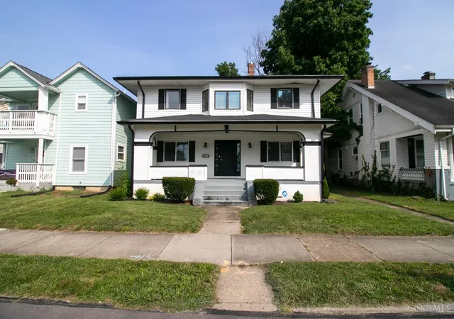 Photo 1 of Single family home for sale at 1013 S Main St, Middletown, OH 45044 | MLS# 1890945 | Listing updated on 2026-08-19