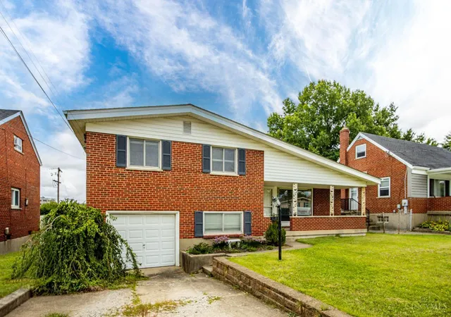 Photo 3 of Sale Pending at 3354 Greenway Ave, Green Twp, OH 45248 | MLS# 1890947 | Listing updated on 2026-10-04