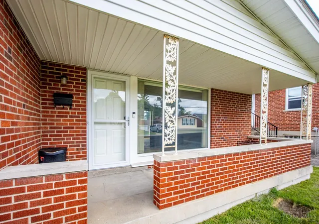 Photo 4 of Sale Pending at 3354 Greenway Ave, Green Twp, OH 45248 | MLS# 1890947 | Listing updated on 2026-10-04