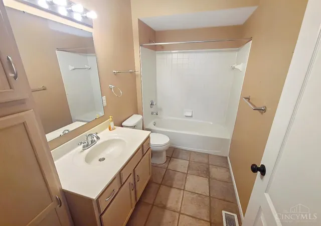 image of 7874 Gapstow, Cincinnati, OH 45231 | MLS# 1890942
