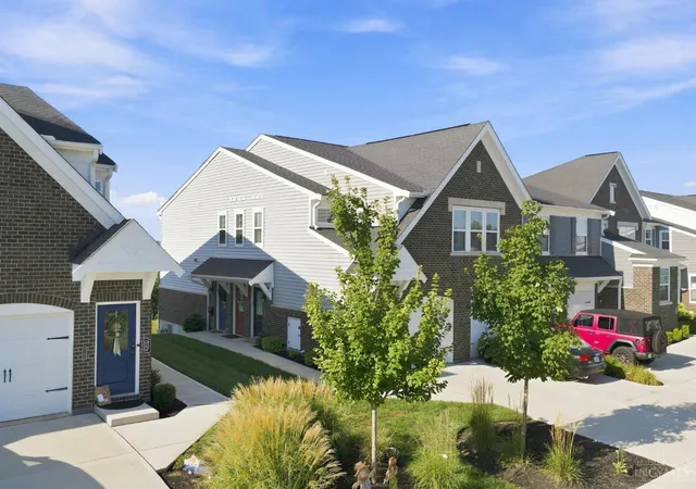 1st image of 5159 Hazeltine Ln, Lebanon, OH 45036 | MLS# 1890921