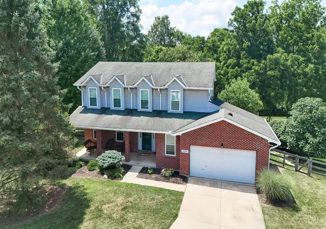 Photo 2 of Sale Pending at 3180 Tuscarora Ct, Fairfield Twp, OH 45011 | MLS# 1890986 | Listing updated on 2026-09-04