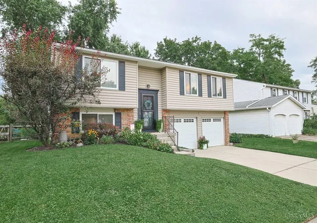 2nd image of 2838 Kimberly Dr, Maineville, OH 45039 | MLS# 1890983