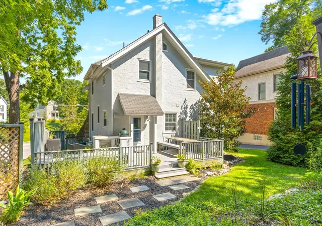 image of 3207 Hardisty Ave, Cincinnati, OH 45208 | MLS# 1890871