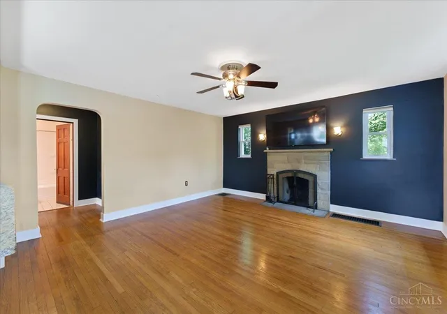 Photo 3 of Single family home for sale at 2304 E Galbraith Rd, Reading, OH 45237 | MLS# 1890991 | Listing updated on 2026-08-19