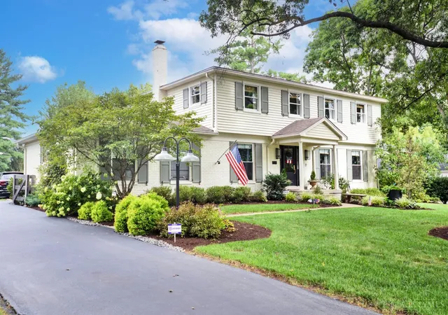 Photo 1 of Sale Pending at 7711 Stonehenge Dr, Montgomery, OH 45242 | MLS# 1890957 | Listing updated on 2026-08-31