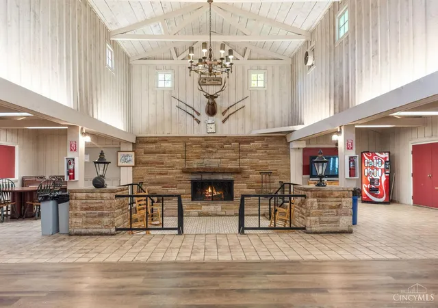 4th image of 3332 Senatobia Dr, Franklin Twp, OH 45171 | MLS# 1891004