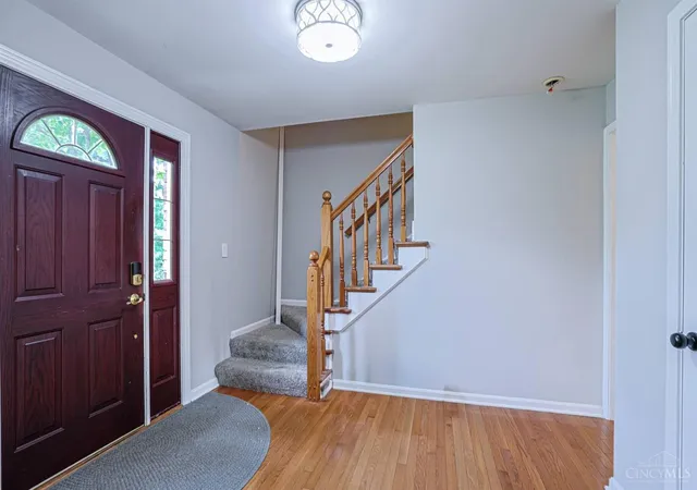 5th image of 427 Flemridge Ct, Wyoming, OH 45231 | MLS# 1891024
