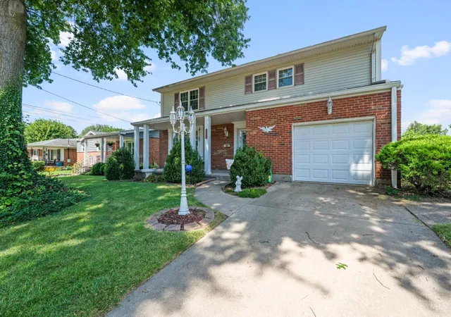 Photo 2 of Sale Pending at 5468 Bellfield Ln, Cincinnati, OH 45238 | MLS# 1890960 | Listing updated on 2026-08-21