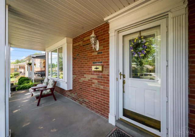 Photo 3 of Sale Pending at 5468 Bellfield Ln, Cincinnati, OH 45238 | MLS# 1890960 | Listing updated on 2026-08-21