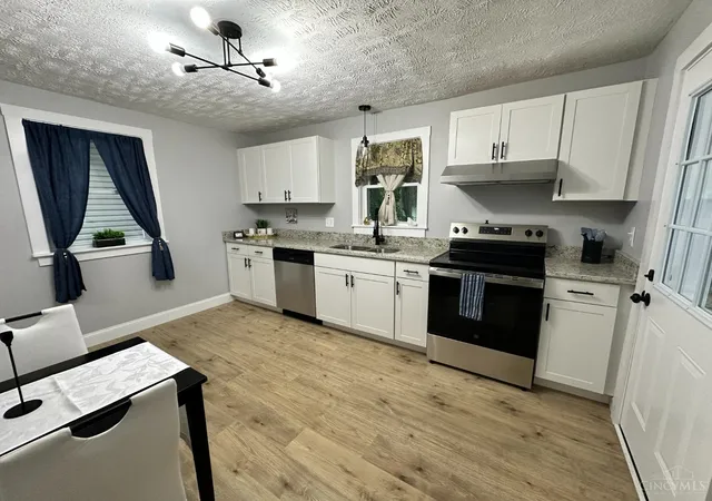 2nd image of 2457 Benninghofen Ave, Hamilton, OH 45015 | MLS# 1891050