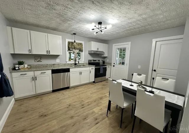 3rd image of 2457 Benninghofen Ave, Hamilton, OH 45015 | MLS# 1891050