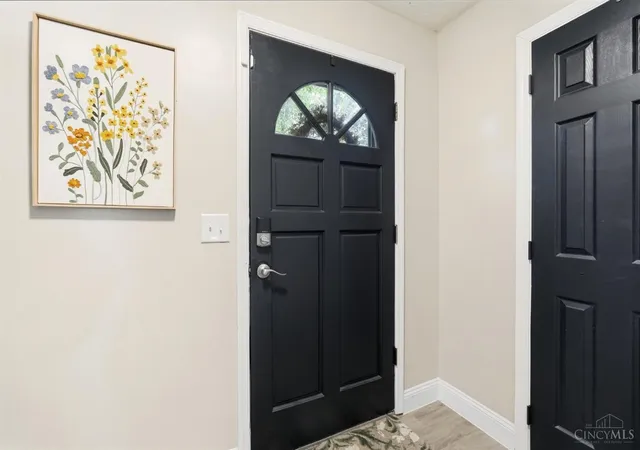 Photo 3 of Sale Pending at 4526 Tealtown Rd, Union Twp, OH 45103 | MLS# 1890962 | Listing updated on 2026-09-02