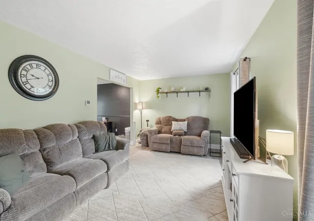 Photo 3 of Sale Pending at 4526 Tealtown Rd, Union Twp, OH 45103 | MLS# 1890962 | Listing updated on 2026-09-02