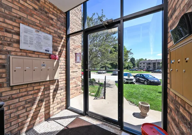 Photo 3 of Condo for sale at 539 Davis Rd #1, Pierce Twp, OH 45255 | MLS# 1891094 | Listing updated on 2026-08-31