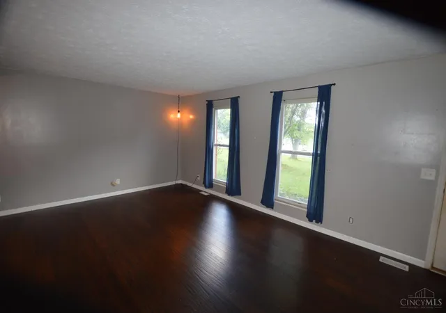 Photo 3 of Sale Pending at 5775 Lake Michigan Dr, Fairfield, OH 45014 | MLS# 1891078 | Listing updated on 2026-10-08